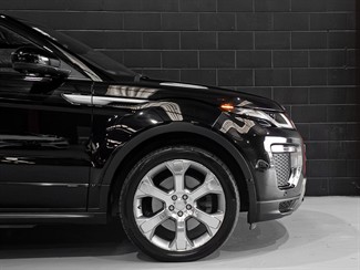 2017 Land Rover Range Rover Evoque - Thumbnail