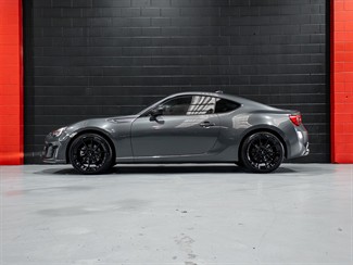 2020 Subaru Brz - Thumbnail