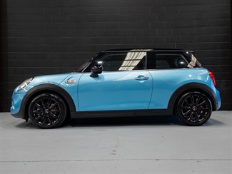 2016 Mini Cooper - Thumbnail