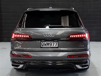 2020 Audi Q7 - Thumbnail