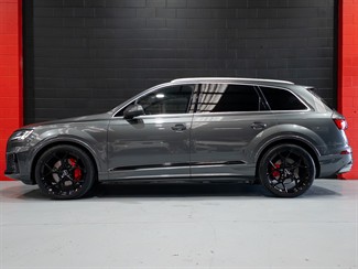 2020 Audi Q7 - Thumbnail