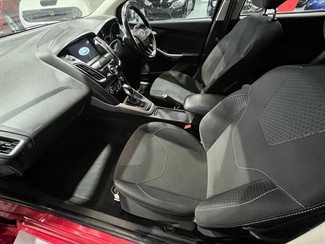 2016 Ford Focus - Thumbnail