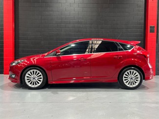 2016 Ford Focus - Thumbnail