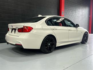 2013 BMW 320I - Thumbnail