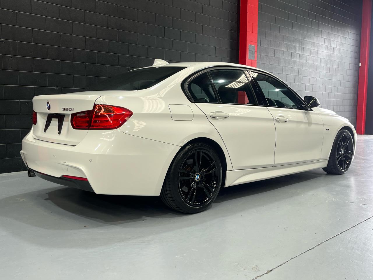 2013 BMW 320I
