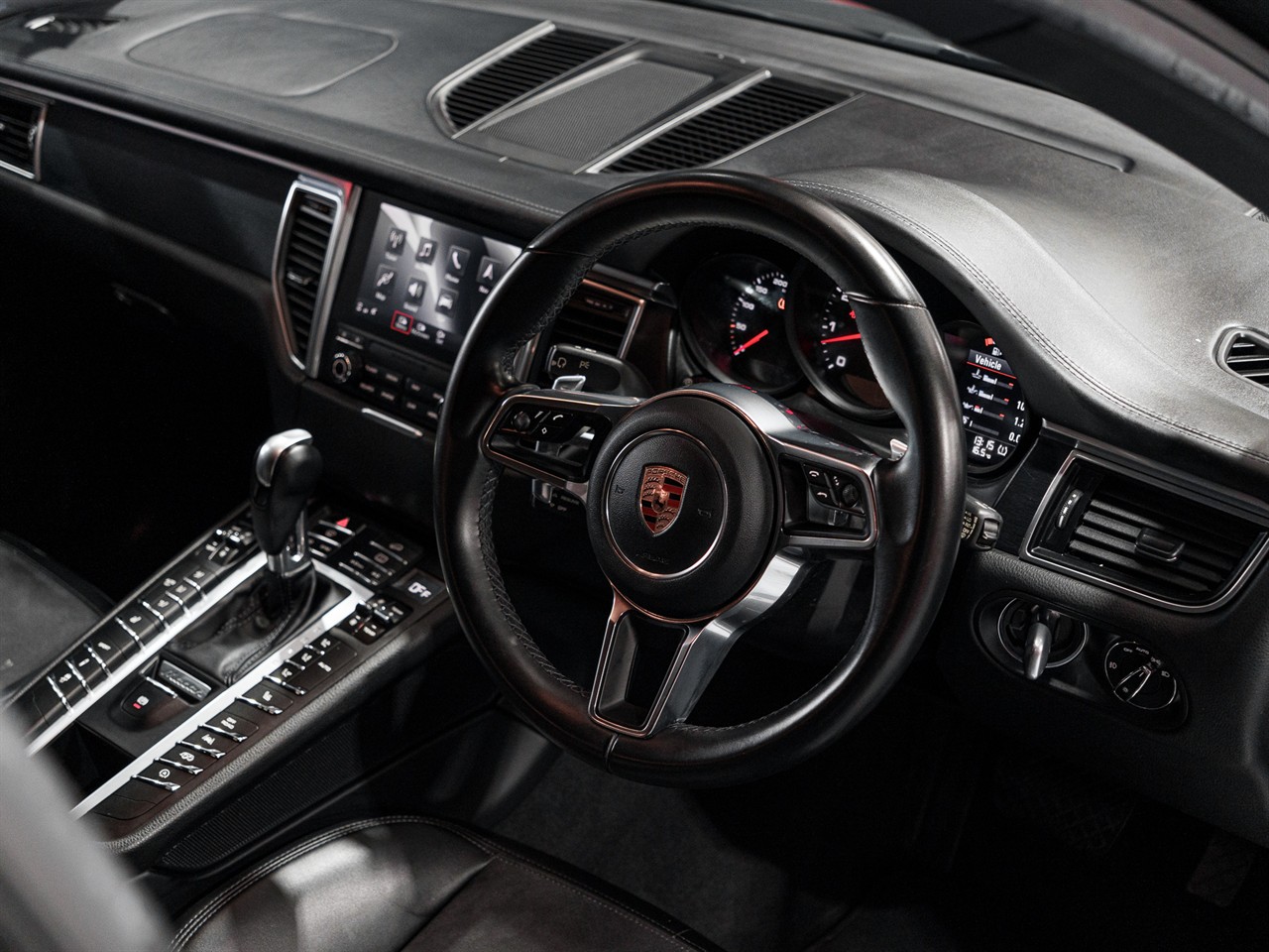2017 Porsche Macan