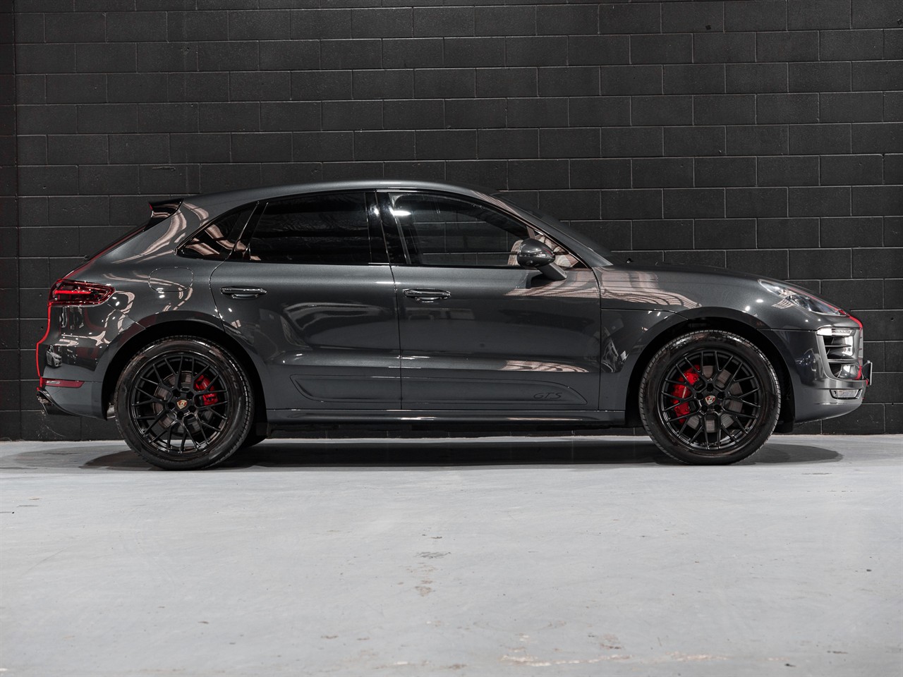 2017 Porsche Macan