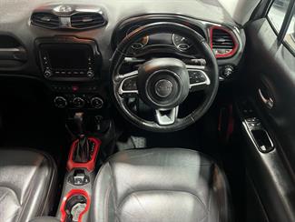 2018 Jeep Renegade - Thumbnail