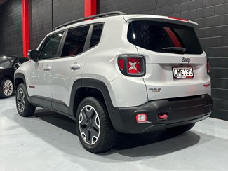 2018 Jeep Renegade - Thumbnail