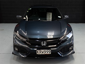 2017 Honda Civic - Thumbnail