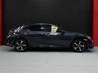 2017 Honda Civic - Thumbnail