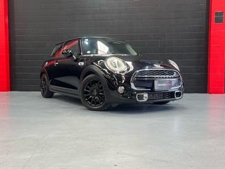 2015 Mini Cooper - Thumbnail