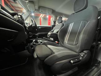 2015 Mini Cooper - Thumbnail