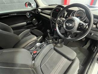 2015 Mini Cooper - Thumbnail