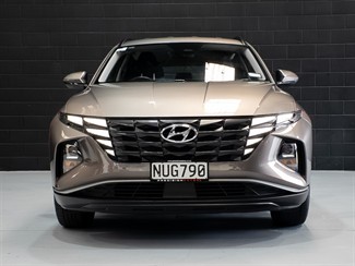 2021 hyundai Tucson - Thumbnail
