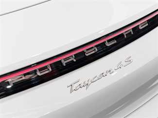 2021 Porsche Taycan - Thumbnail