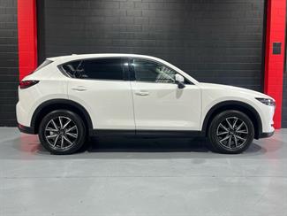 2017 Mazda CX-5 - Thumbnail