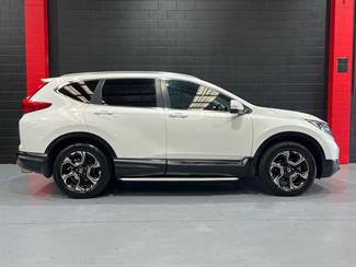 2018 Honda CR-V - Thumbnail