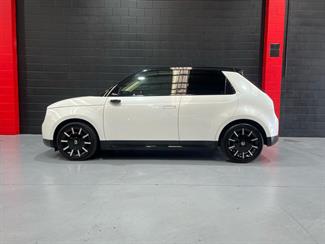 2020 Honda E - Thumbnail
