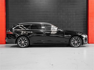 2019 Jaguar XF - Thumbnail