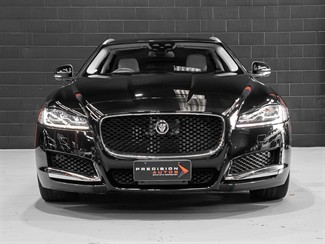 2019 Jaguar XF - Thumbnail