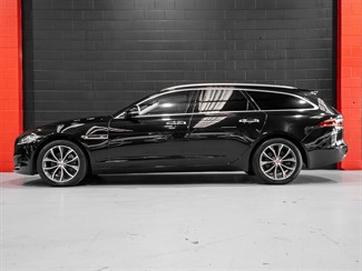 2019 Jaguar XF - Thumbnail