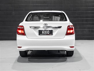 2019 TOYOTA Corolla - Thumbnail