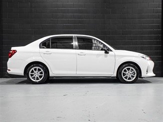 2019 TOYOTA Corolla - Thumbnail