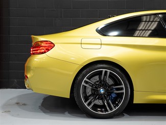 2015 BMW M4 - Thumbnail