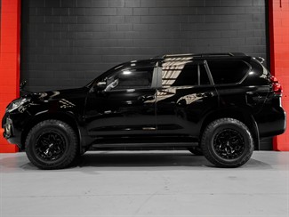 2023 TOYOTA Landcruiser Prado - Thumbnail