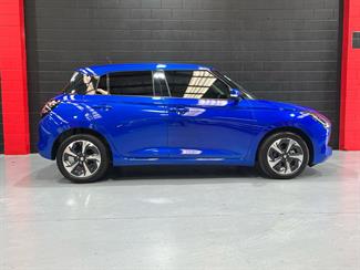 2024 Suzuki Swift - Thumbnail