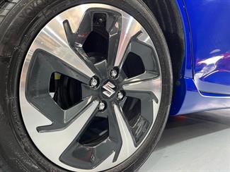 2024 Suzuki Swift - Thumbnail