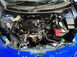 2024 Suzuki Swift - Thumbnail