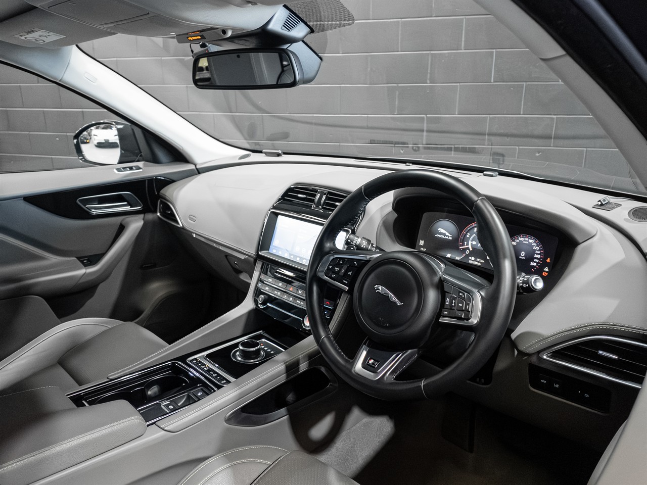 2017 Jaguar F-PACE