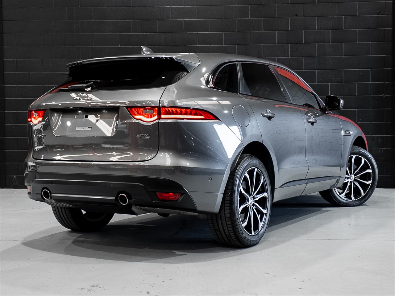 2017 Jaguar F-PACE