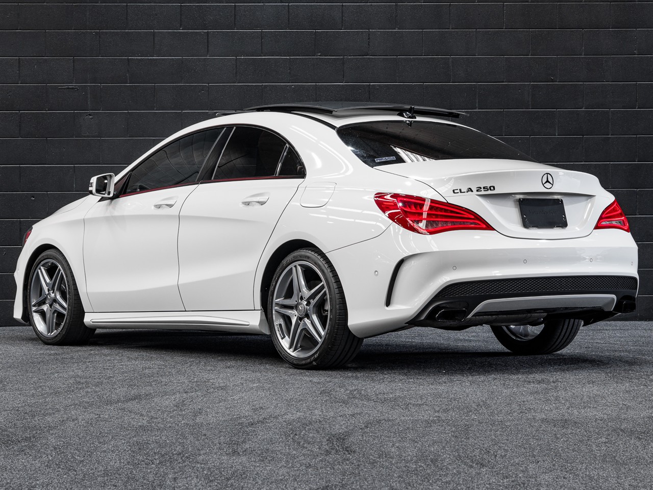 2014 Mercedes-Benz CLA 250