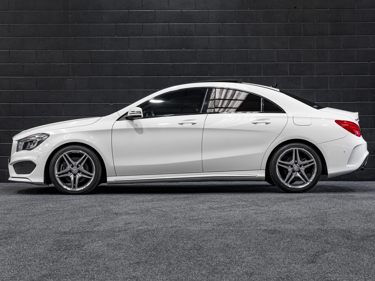 2014 Mercedes-Benz CLA 250