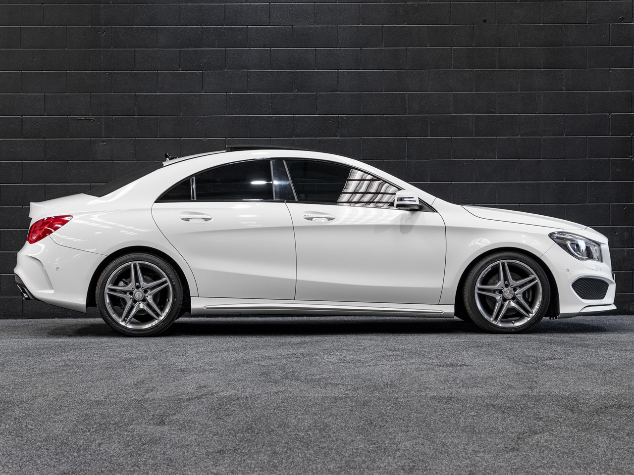 2014 Mercedes-Benz CLA 250