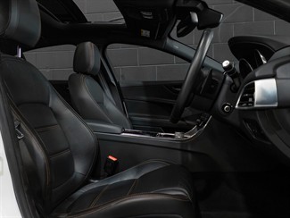 2016 Jaguar XE - Thumbnail