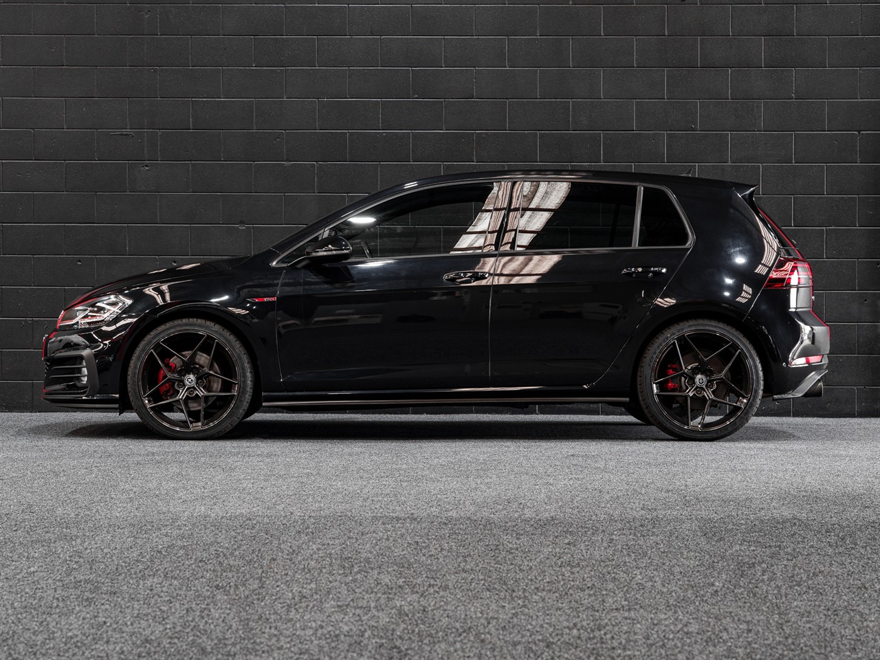 2017 Volkswagen GOLF