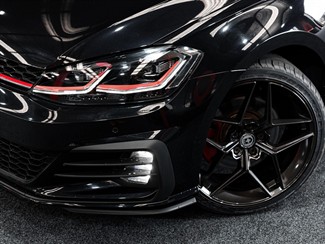 2017 Volkswagen GOLF - Thumbnail