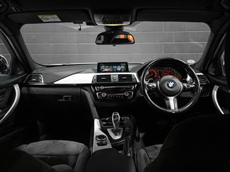2017 BMW 320I - Thumbnail