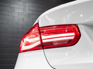 2017 BMW 320I - Thumbnail