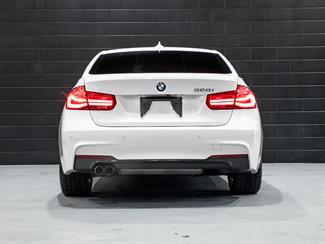 2017 BMW 320I - Thumbnail
