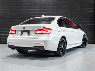 2018 BMW 320I - Thumbnail