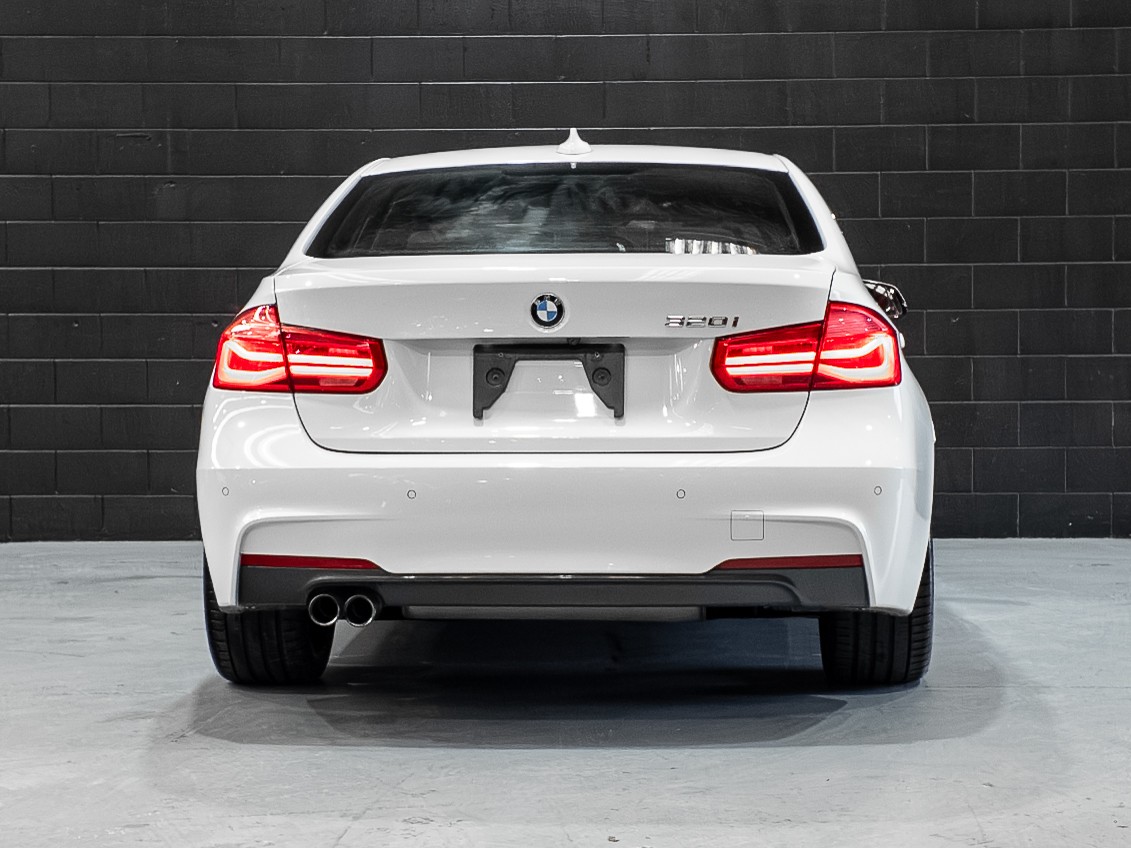 2018 BMW 320I