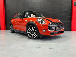 2018 Mini Cooper - Thumbnail