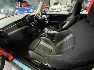2018 Mini Cooper - Thumbnail