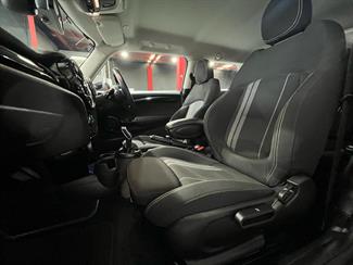 2018 Mini Cooper - Thumbnail