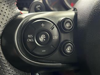 2018 Mini Cooper - Thumbnail